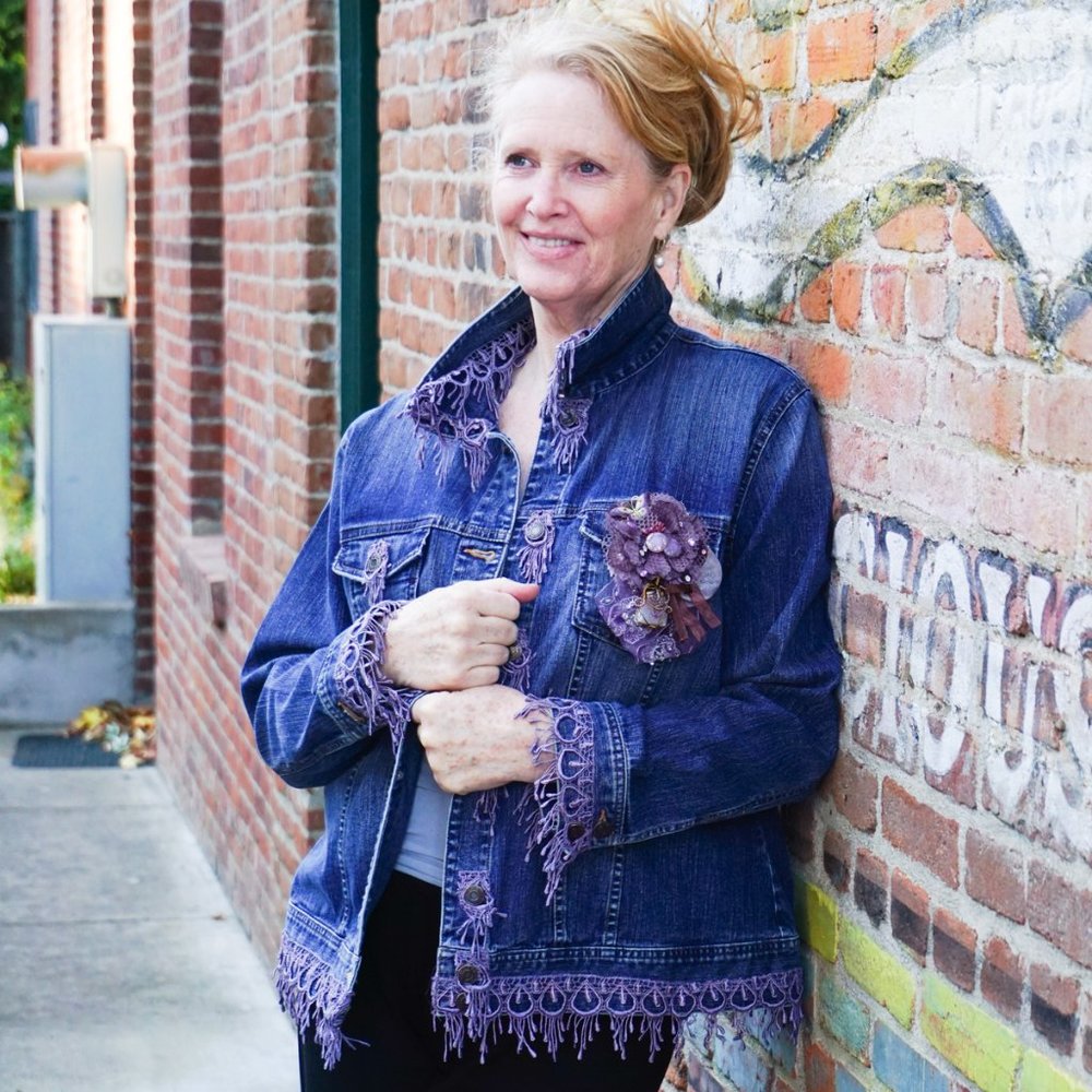 LOVELY IN LAVENDER